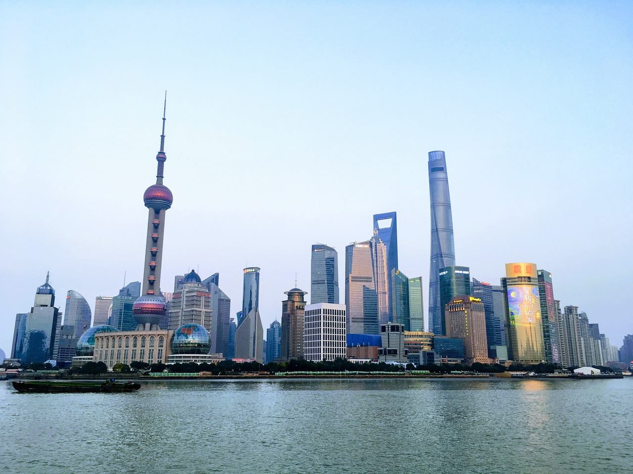 2024新澳门正版免费,2024澳门全新正版发布指南_标准版9.35