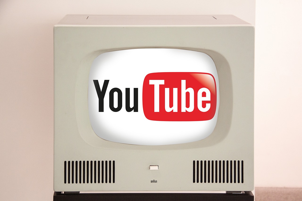 YouTube，数字时代的双刃剑——犯罪与监管的挑战探讨