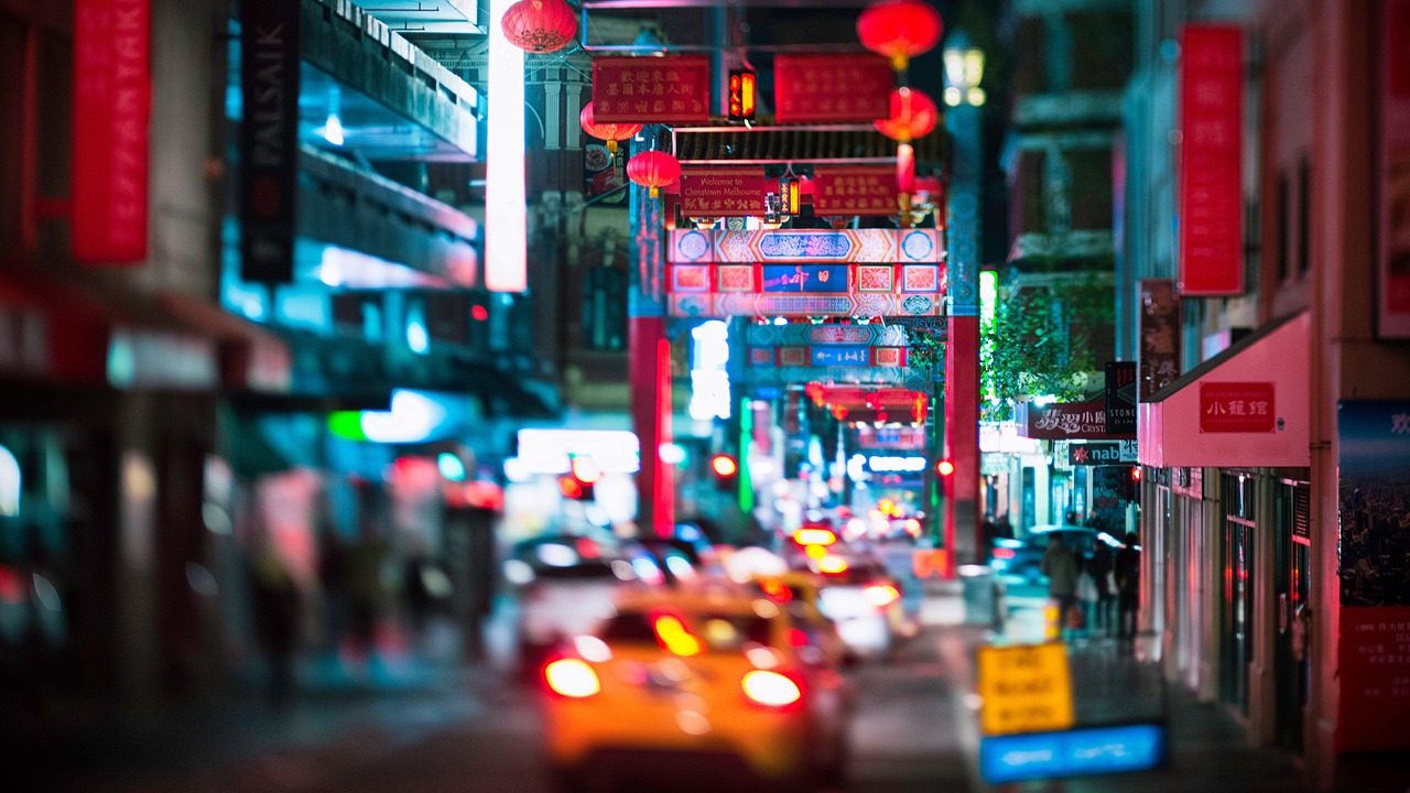 中国有嘻哈最新期，音乐与文化的激烈碰撞与融合