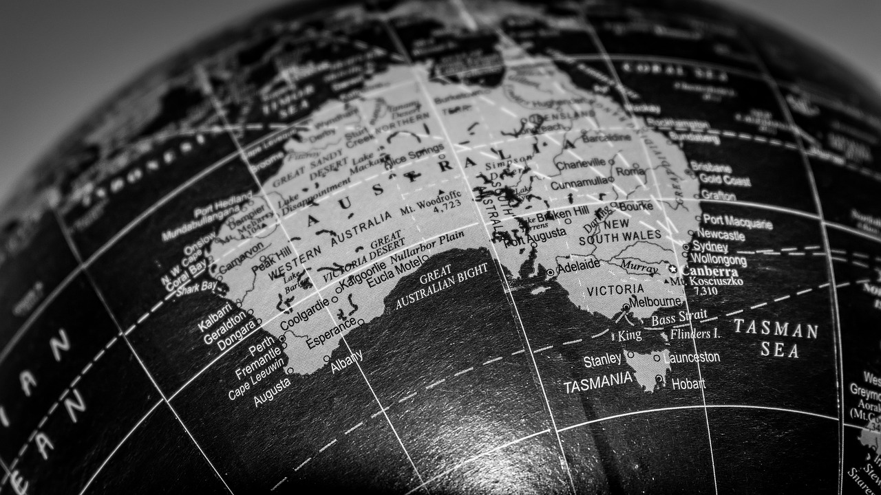 2024新澳正版免费资料大全，地理信息科学_梦想蓝图AVO39.37.31