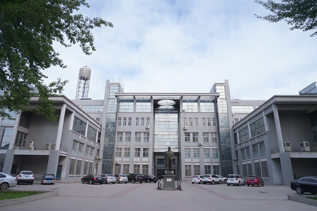 中国顶尖大学最新排名榜单发布