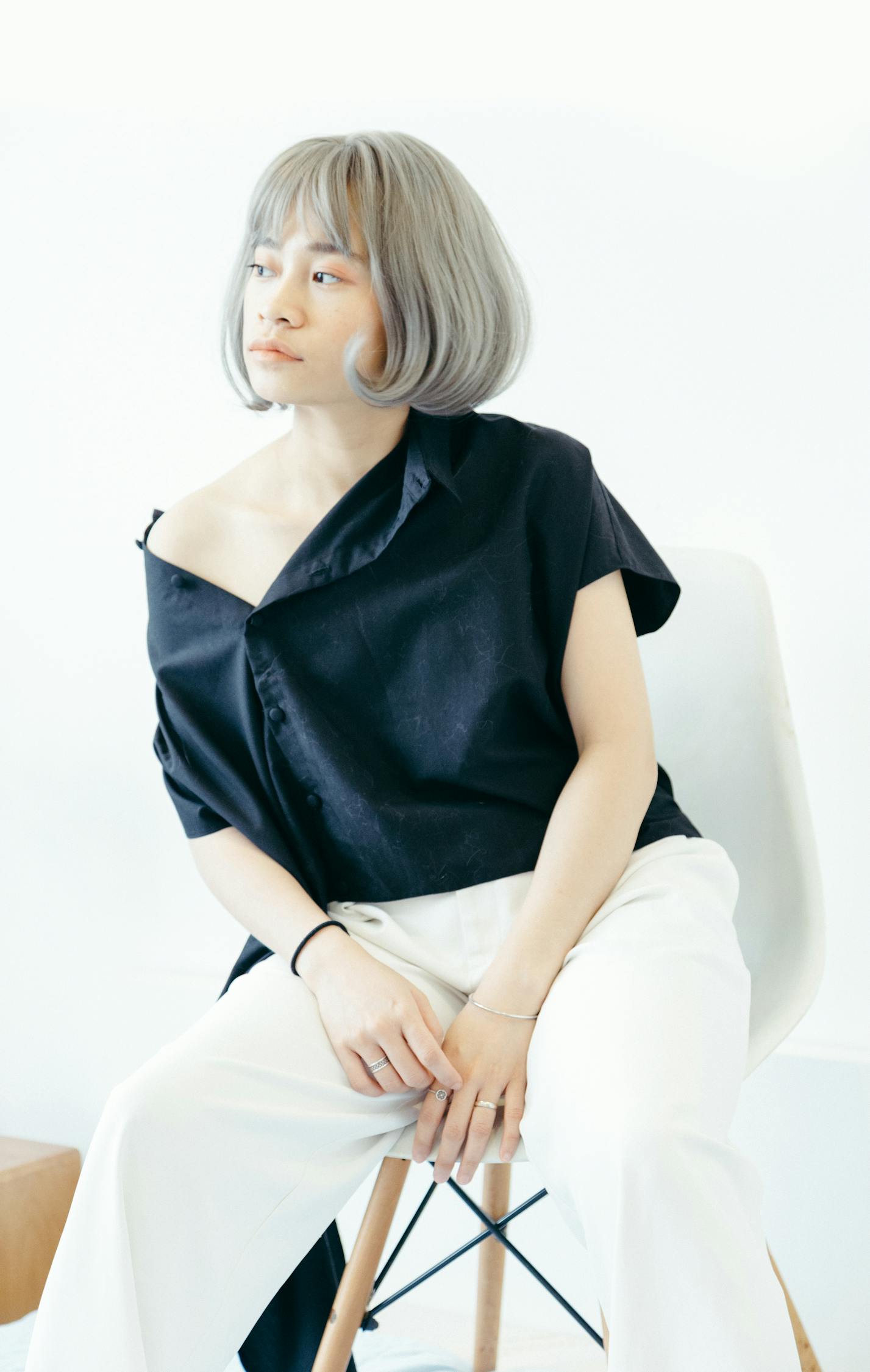 朴妮麦最新视频全集，展现时尚魅力与演技风采